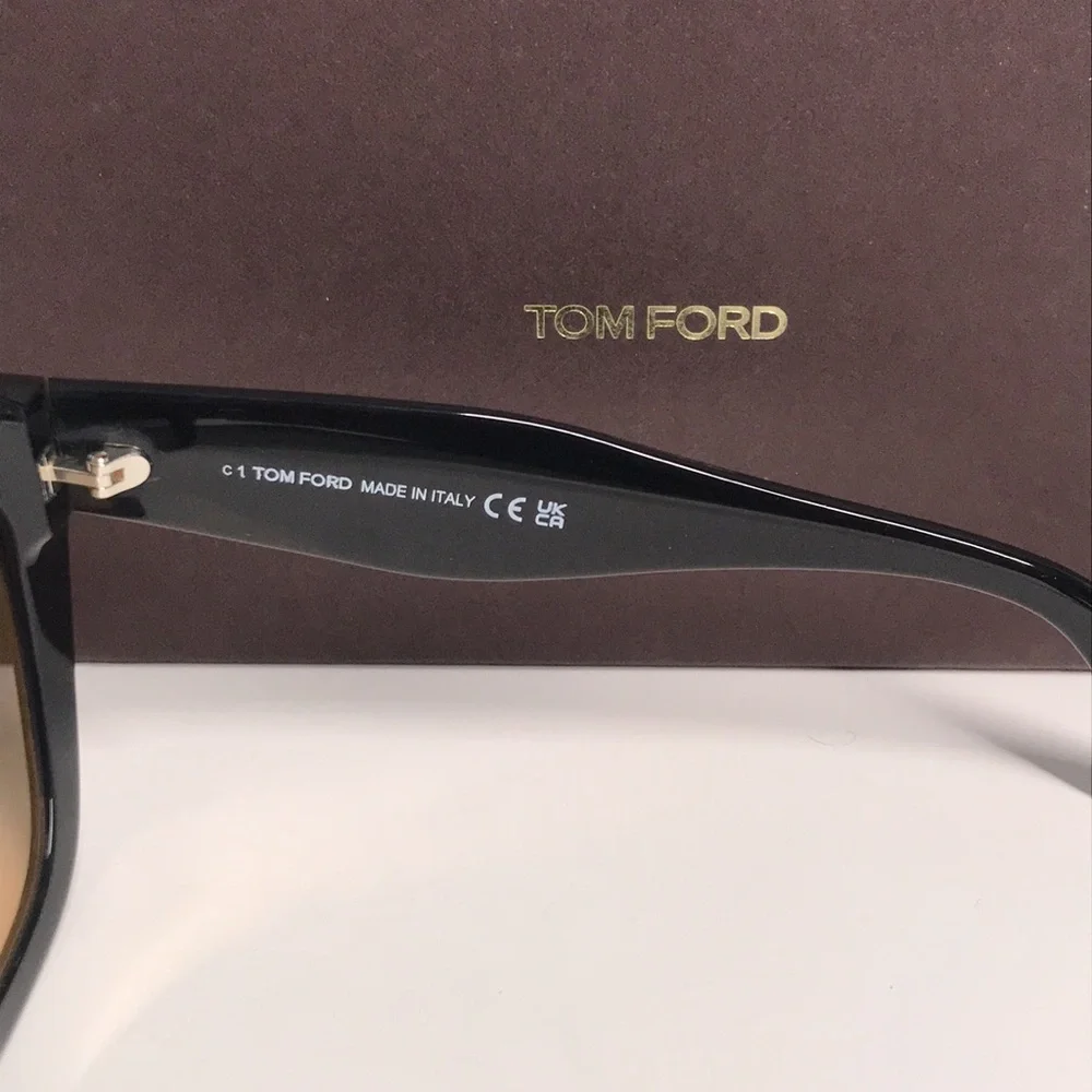 NEW Authentic Tom Ford Black Cat-Eye Sunglasses TF940 01B
